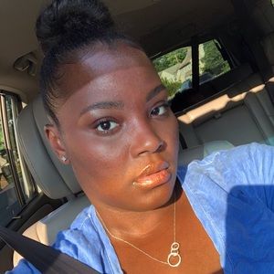 Meet your Posher, Sadikwa